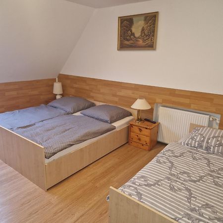 リンゲンHaus Am Brunnenアパートメント エクステリア 写真